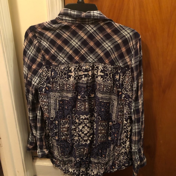 Patterned button down shirt - Picture 2 of 6